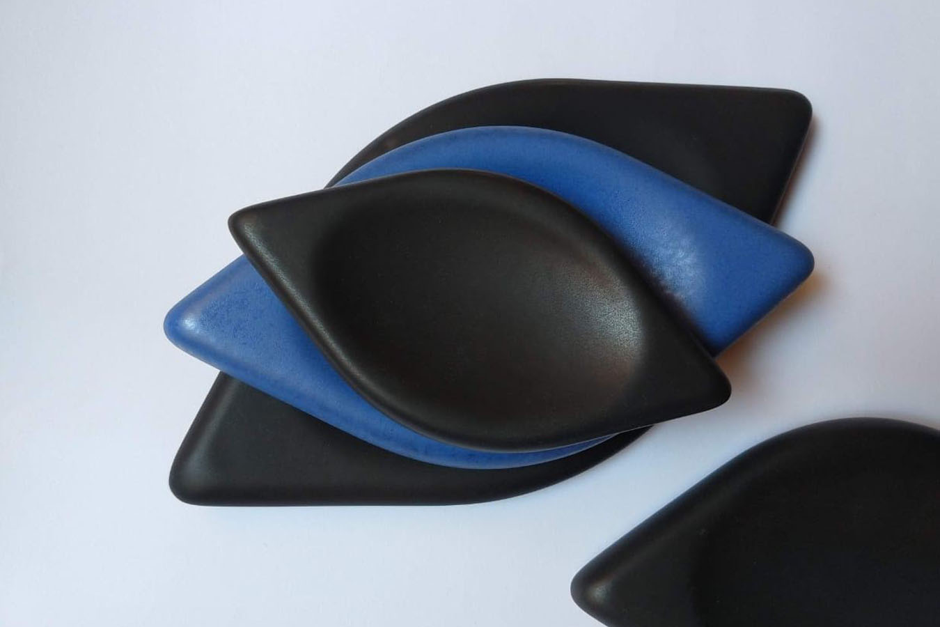 tlacoyos de maiz azul arte contemporaneo andres lhima tlacoyos botaneros